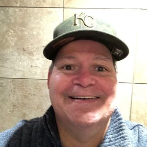 Meet your Posher, Larry